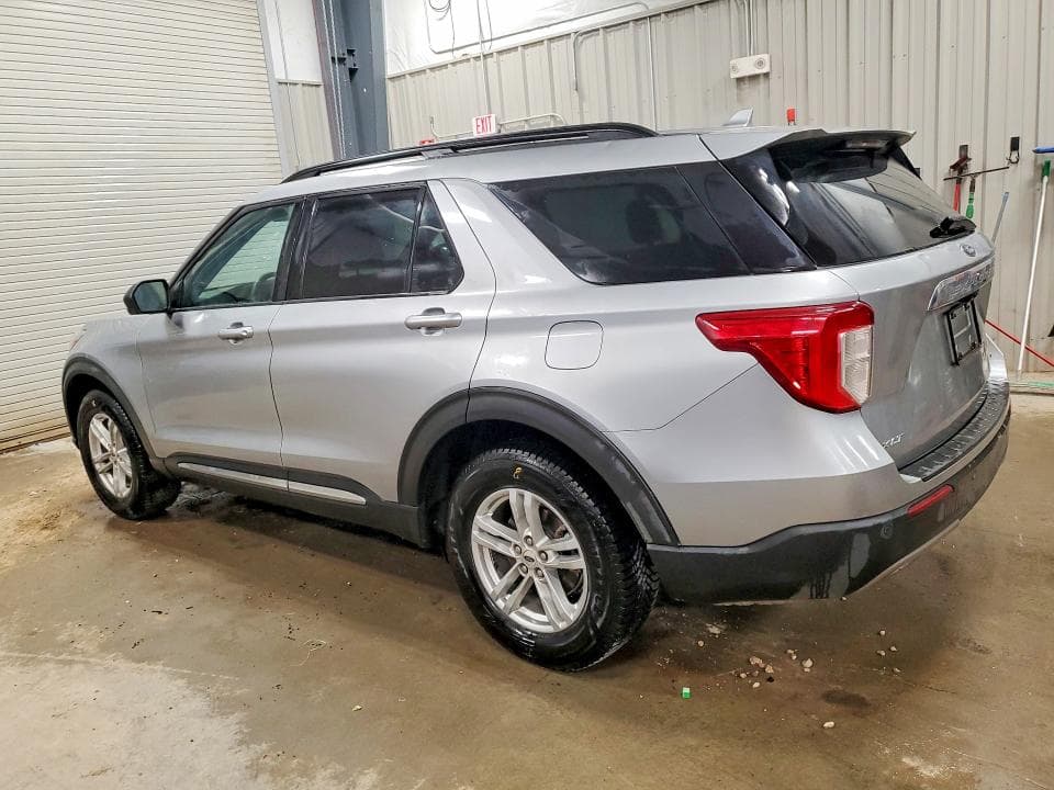 2020 FORD EXPLORER XLT 2