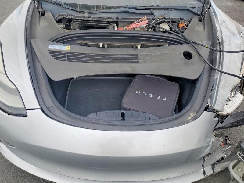 2018 TESLA MODEL 3 11