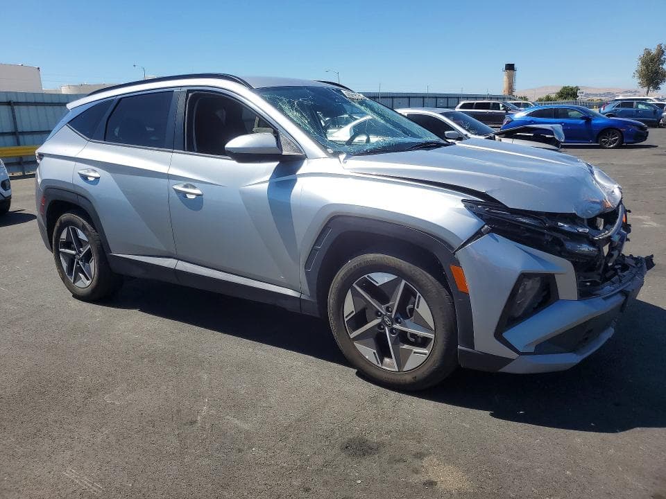 2025 HYUNDAI TUCSON SEL 4