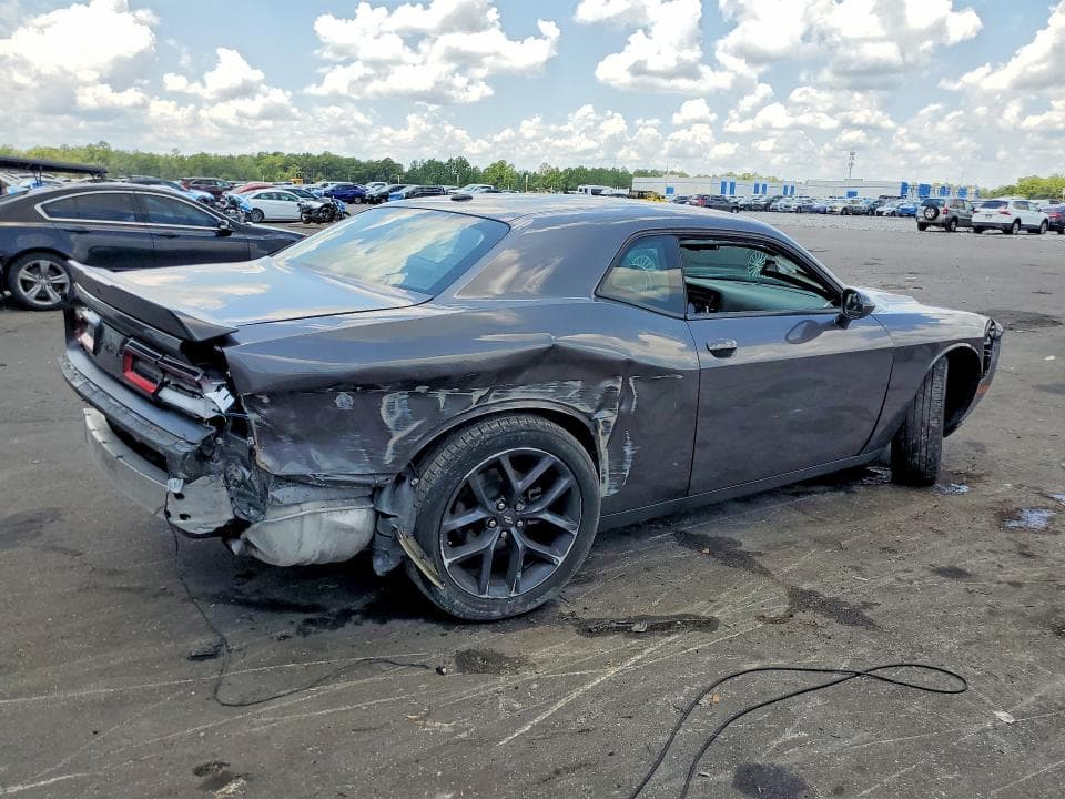 2023 DODGE CHALLENGER SXT 3
