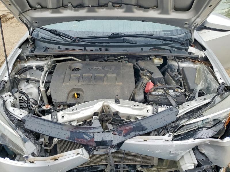 2018 TOYOTA COROLLA LE 11
