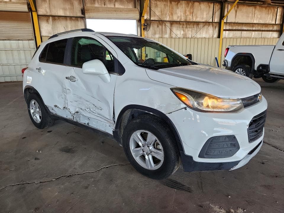 2017 CHEVROLET TRAX 1LT 4