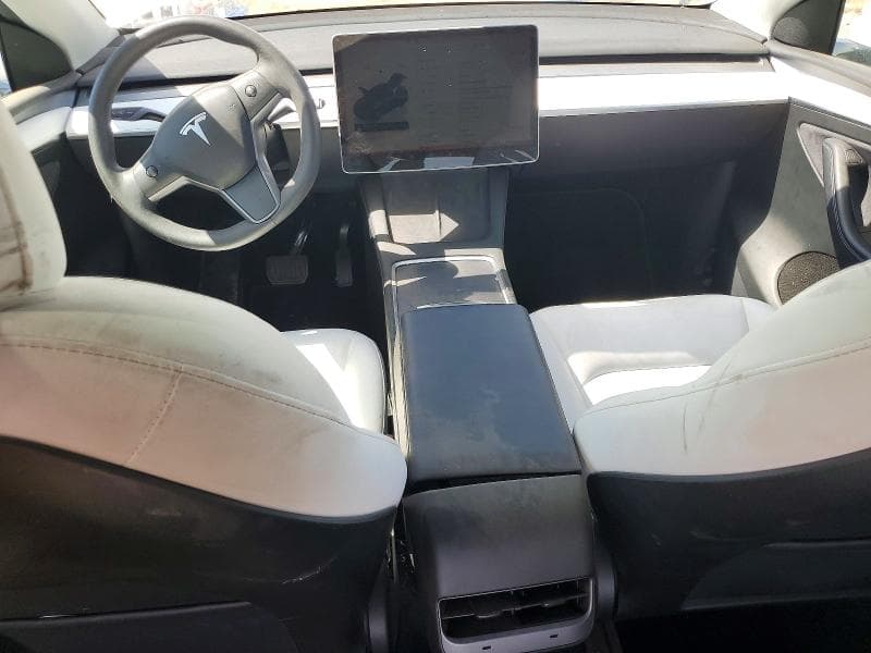 2022 TESLA MODEL Y 8