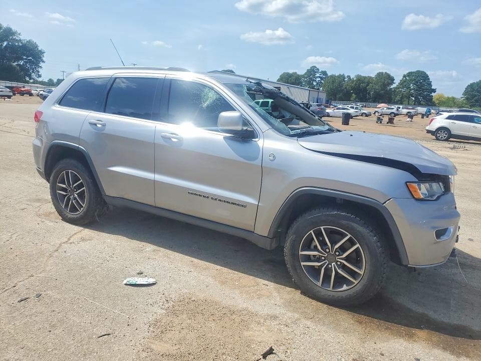 2020 JEEP GRAND CHEROKEE LAREDO 4
