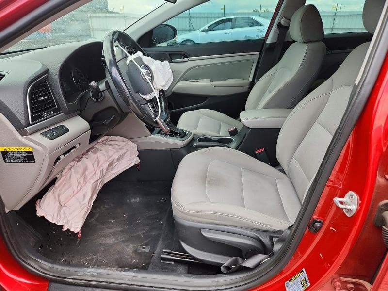 2017 HYUNDAI ELANTRA SE 7