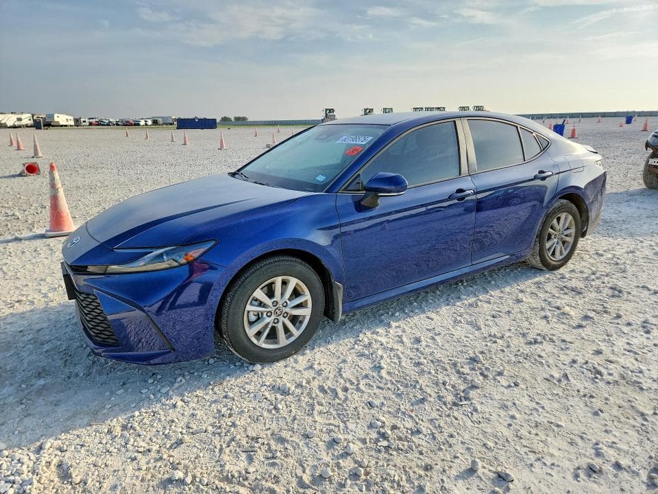 2025 TOYOTA CAMRY LE