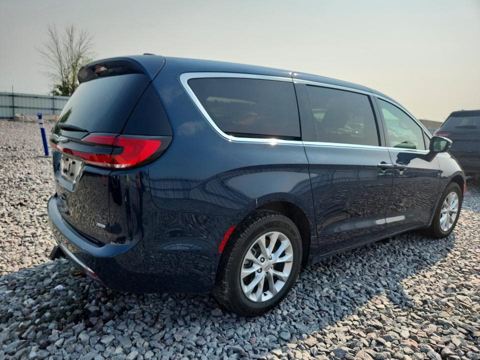 2025 CHRYSLER PACIFICA SELECT 3