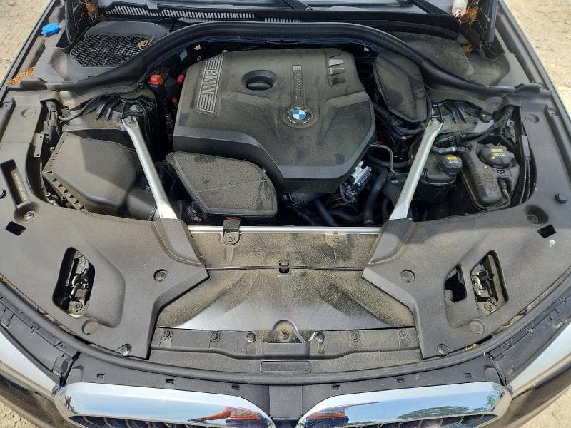 2018 BMW 530 XI 11
