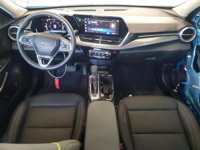 2025 CHEVROLET TRAX ACTIV 8
