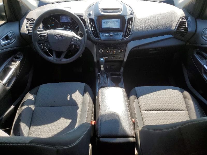 2017 FORD ESCAPE SE 8