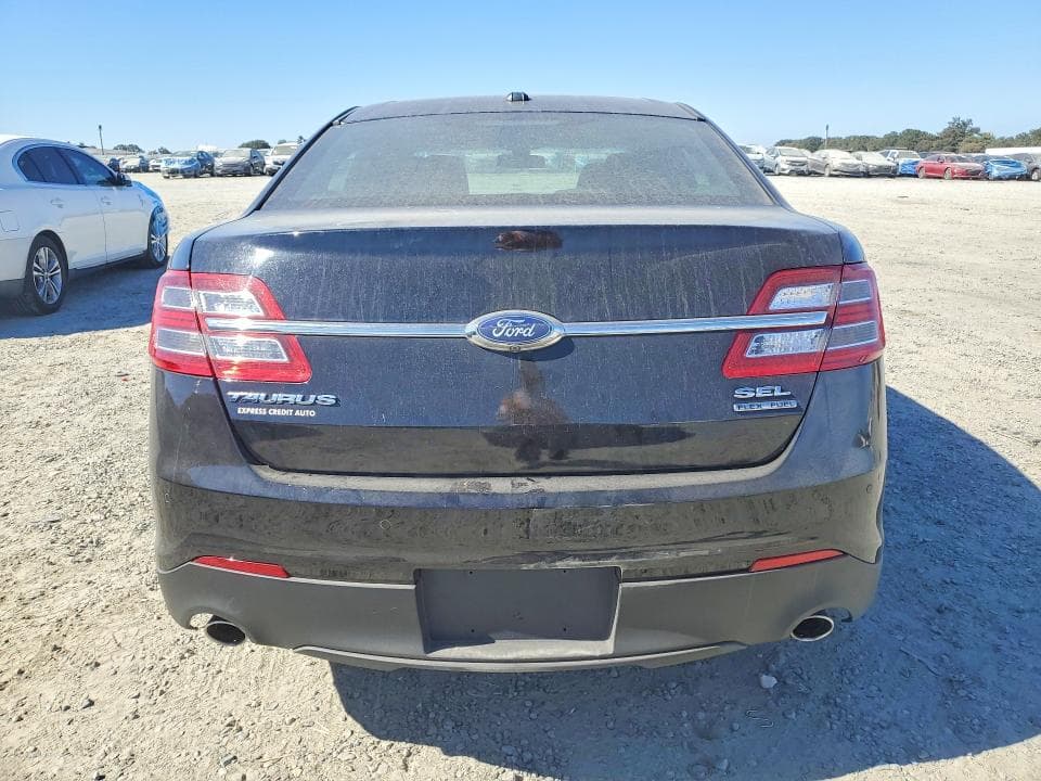 2018 FORD TAURUS SEL 6