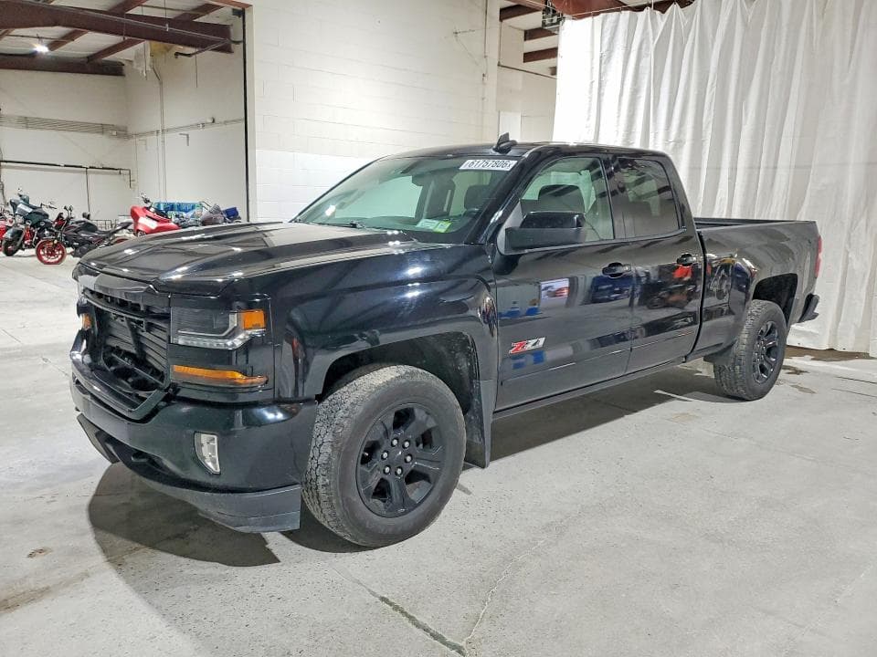 2018 CHEVROLET SILVERADO K1500 LT - 1