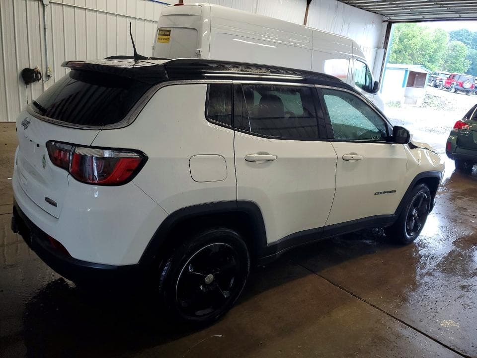 2018 JEEP COMPASS LATITUDE 3