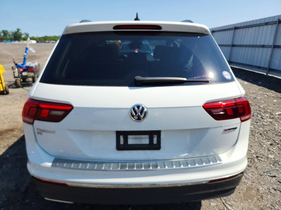 2021 VOLKSWAGEN TIGUAN SE 6