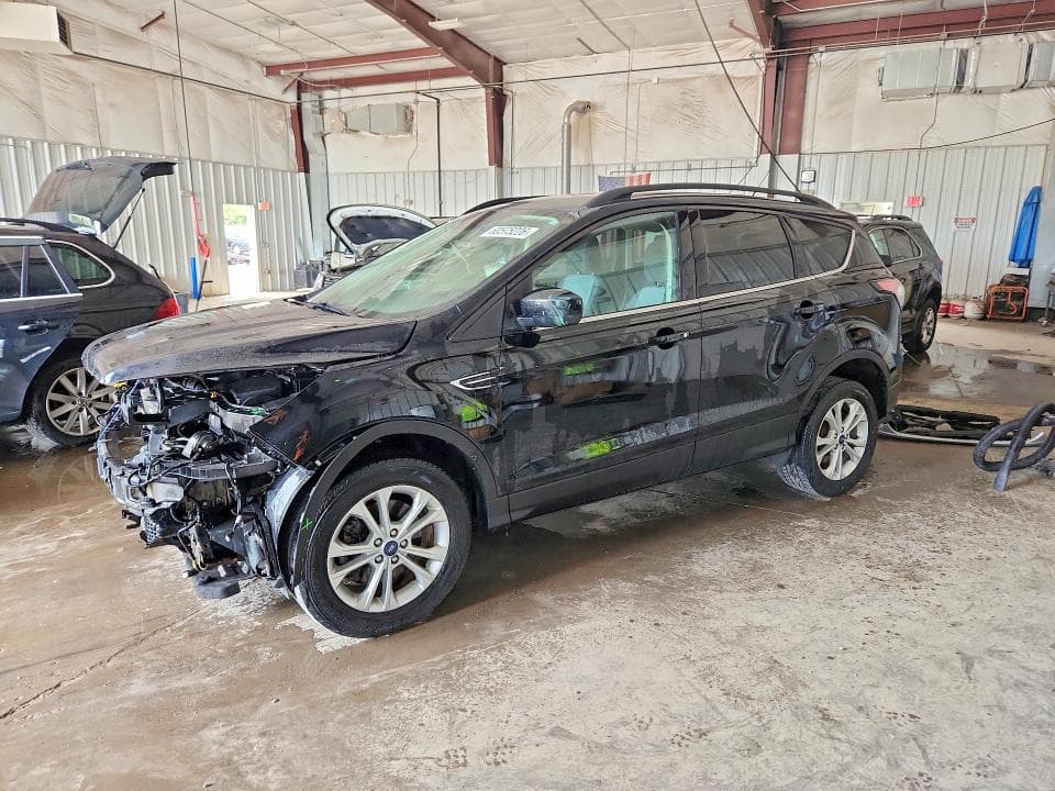 2017 FORD ESCAPE SE - 1
