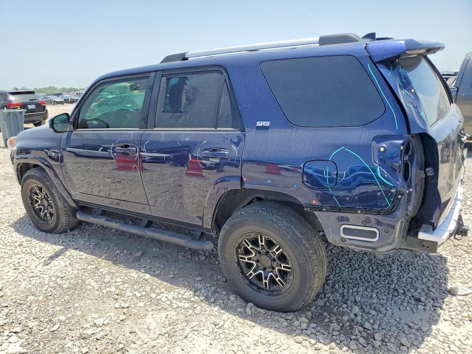 2022 TOYOTA 4RUNNER SR5 2
