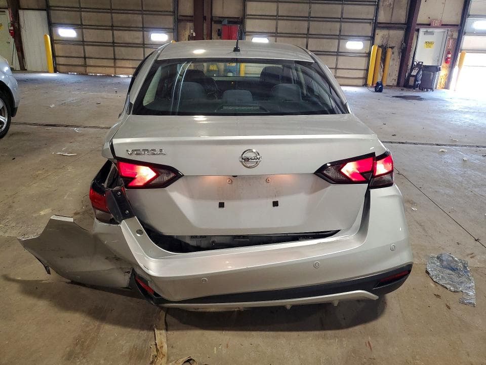 2020 NISSAN VERSA S 6