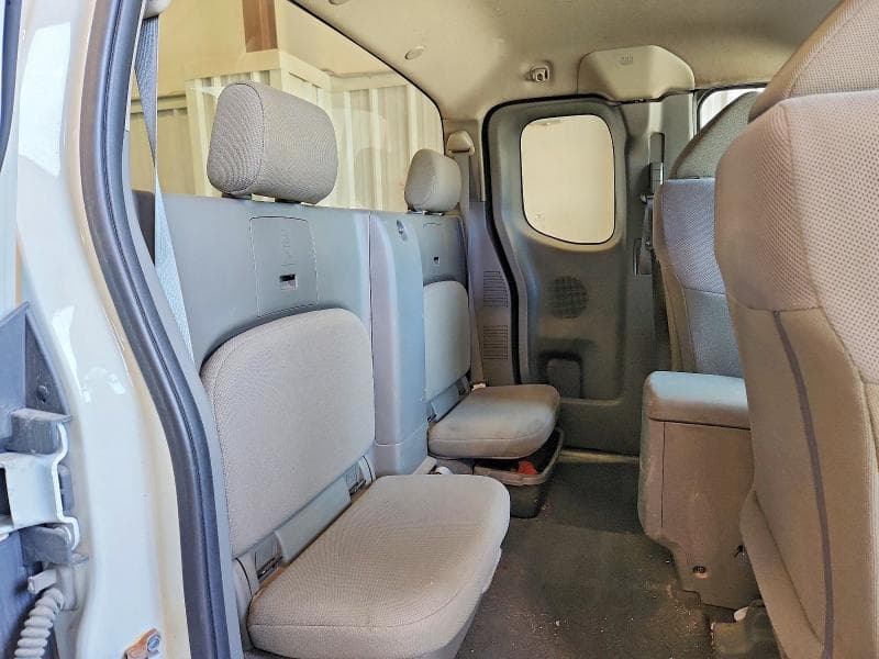 2019 NISSAN FRONTIER S 10