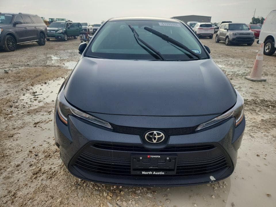 2025 TOYOTA COROLLA LE 5