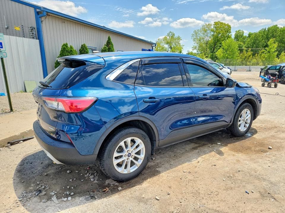 2020 FORD ESCAPE SE 3