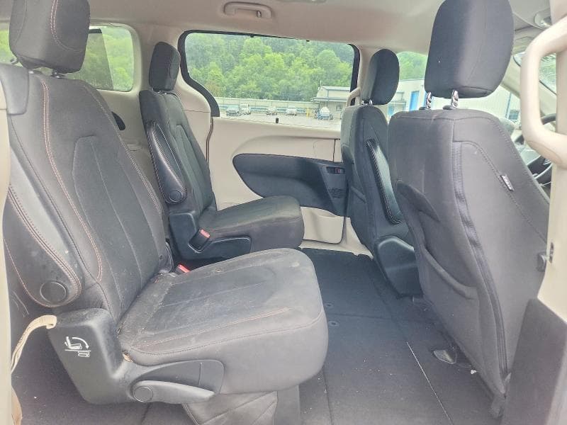2017 CHRYSLER PACIFICA TOURING L 11