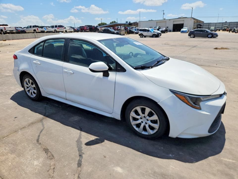 2020 TOYOTA COROLLA LE 4