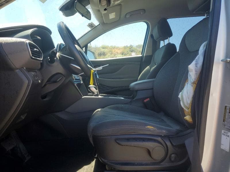 2019 HYUNDAI SANTA FE SE 7