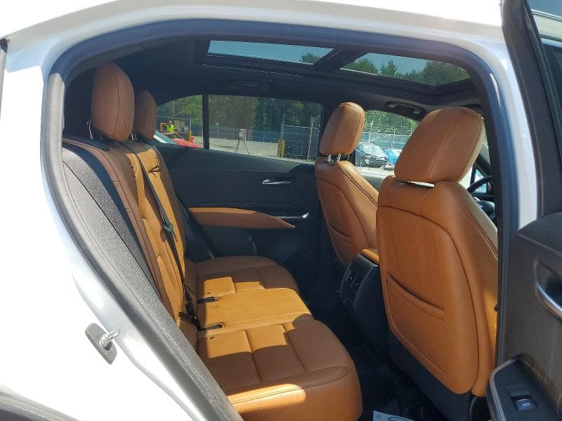 2019 CADILLAC XT4 11