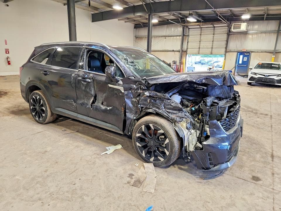 2025 KIA SORENTO EX 4