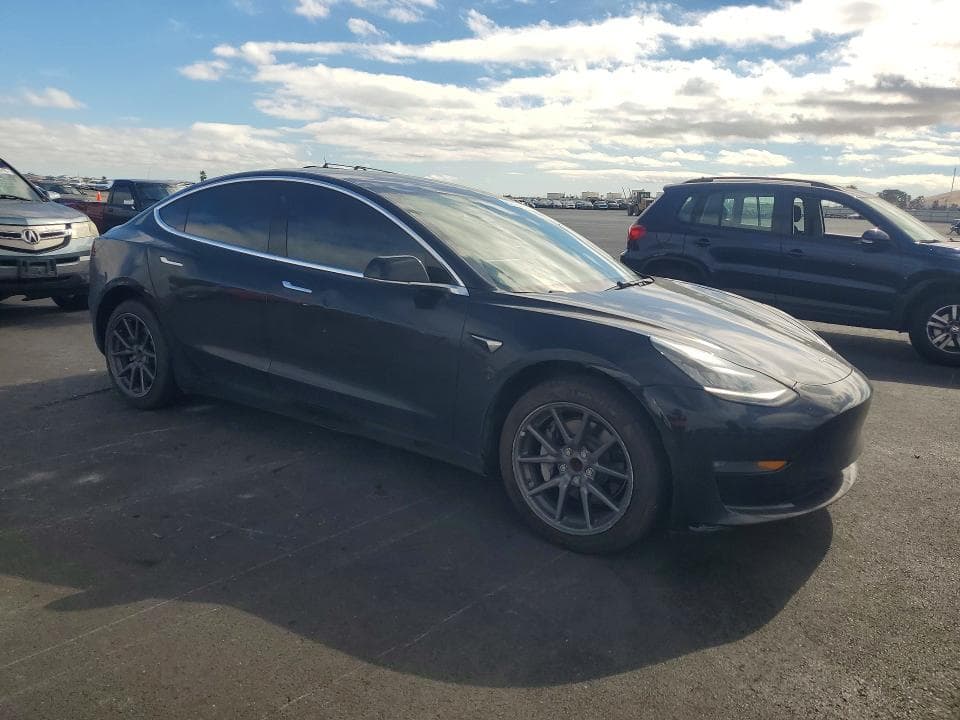 2019 TESLA MODEL 3 4