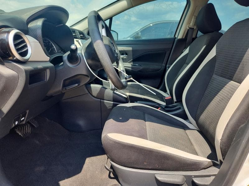 2021 NISSAN VERSA SV 7