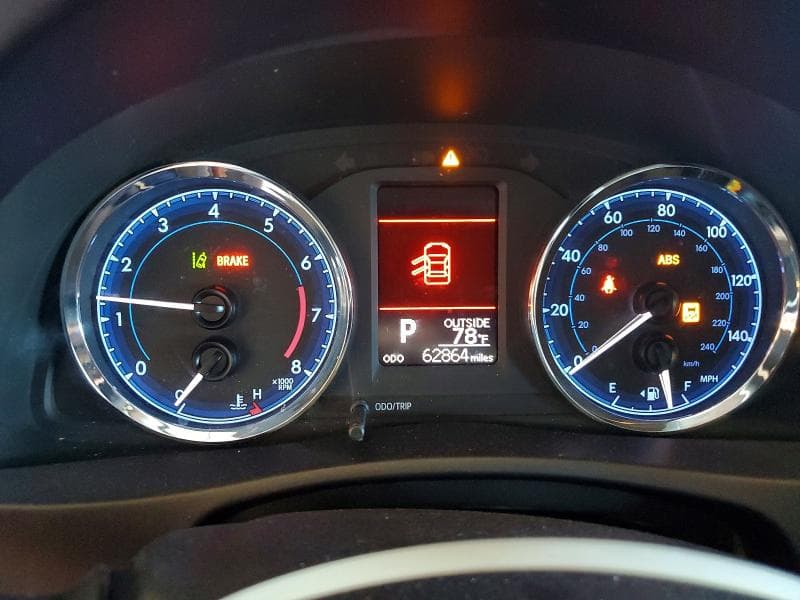 2019 TOYOTA COROLLA LE 9