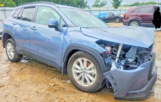 2024 TOYOTA COROLLA CROSS LE 4