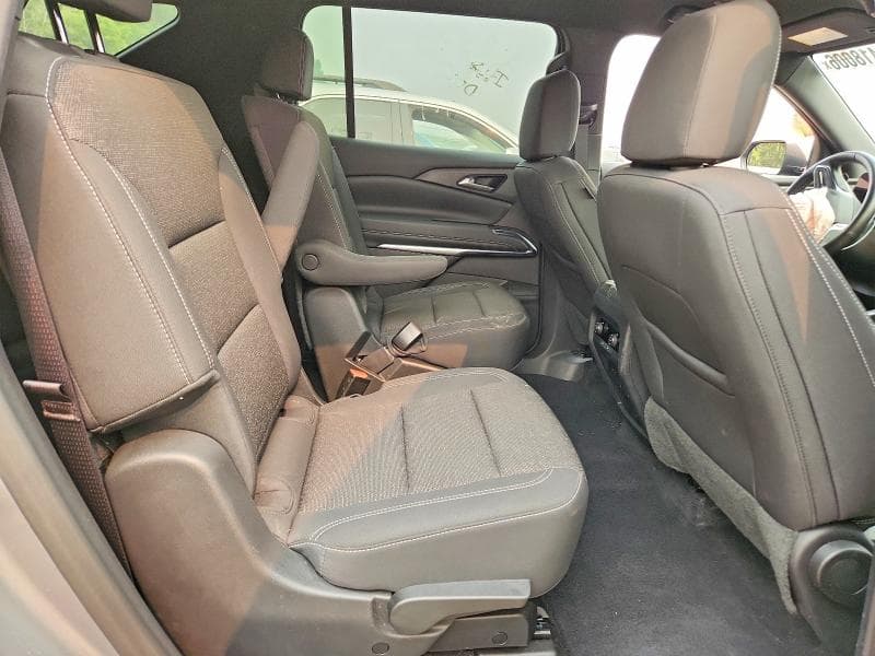 2025 CHEVROLET TRAVERSE LT 11
