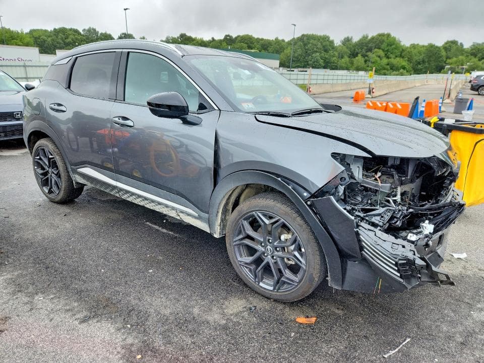 2026 NISSAN KICKS SR 4