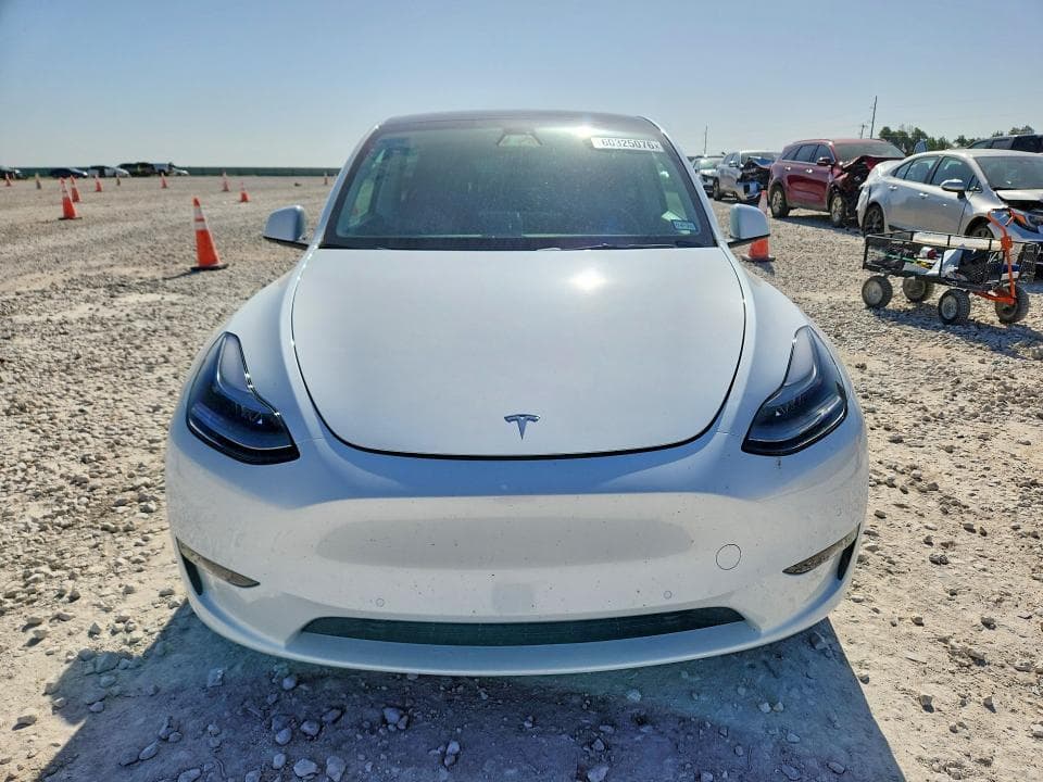 2022 TESLA MODEL Y 5