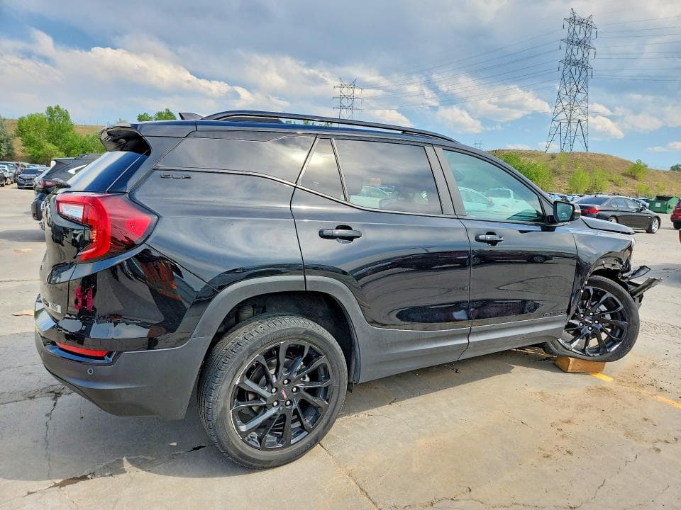 2023 GMC TERRAIN SLE 3