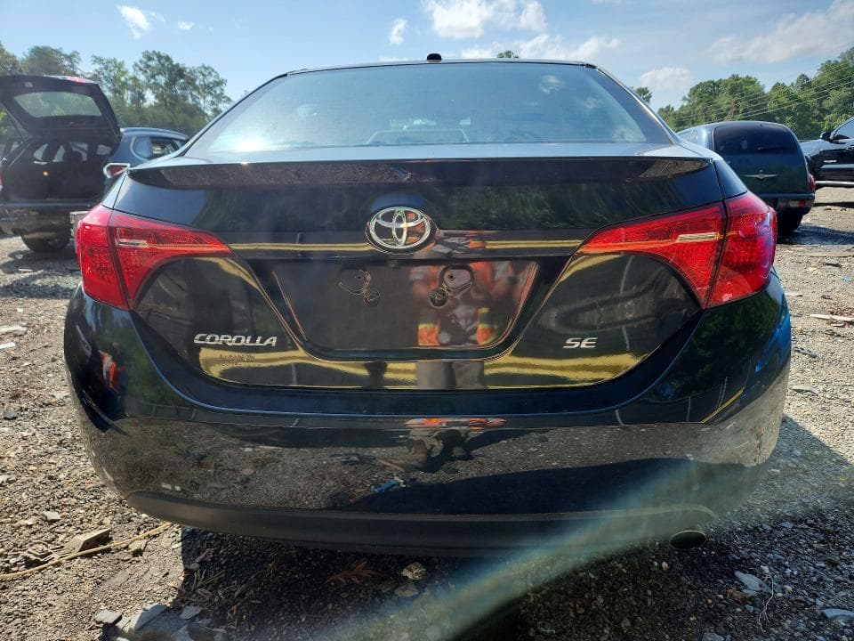 2017 TOYOTA COROLLA SE 6