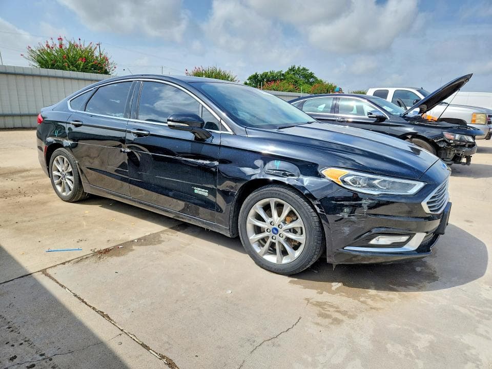 2018 FORD FUSION TITANIUM/PLATINUM PHEV 4