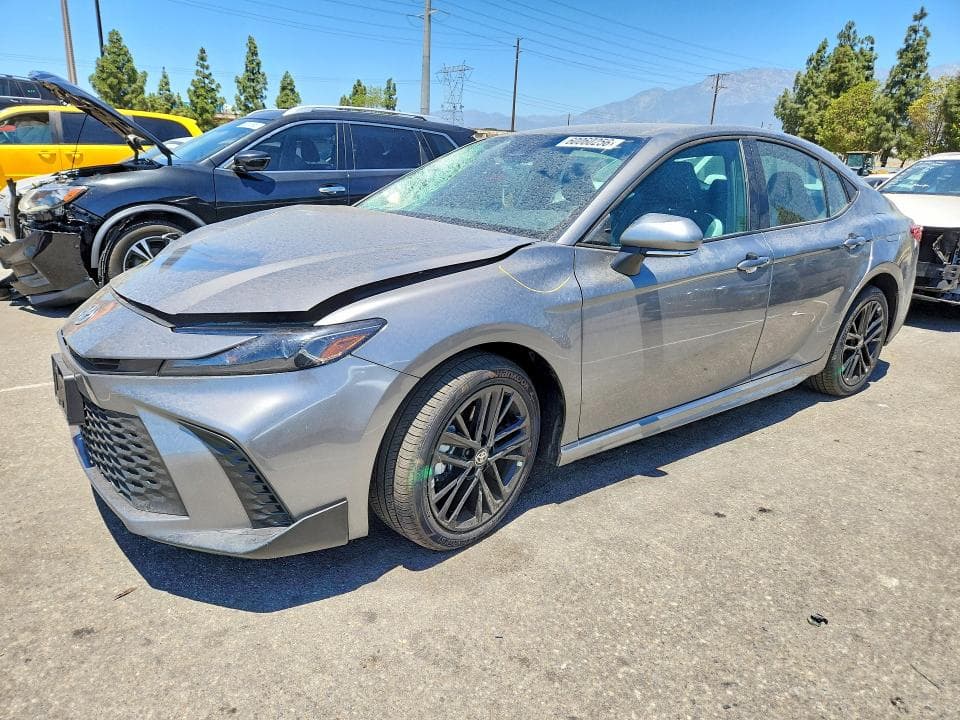 2026 TOYOTA CAMRY SE - 1