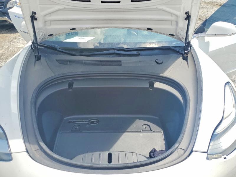2020 TESLA MODEL 3 11