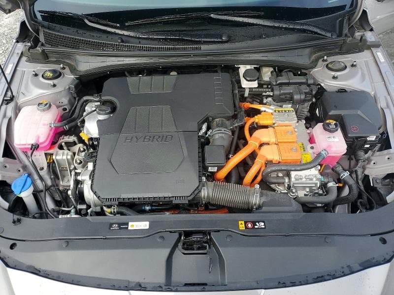 2024 HYUNDAI ELANTRA BLUE 11