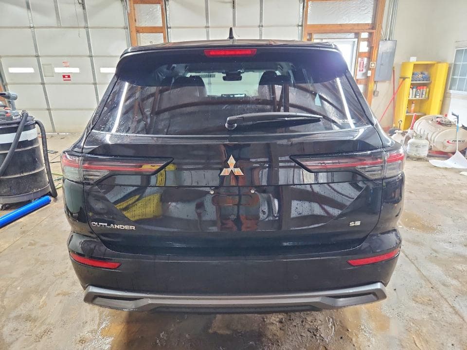2026 MITSUBISHI OUTLANDER SE 6