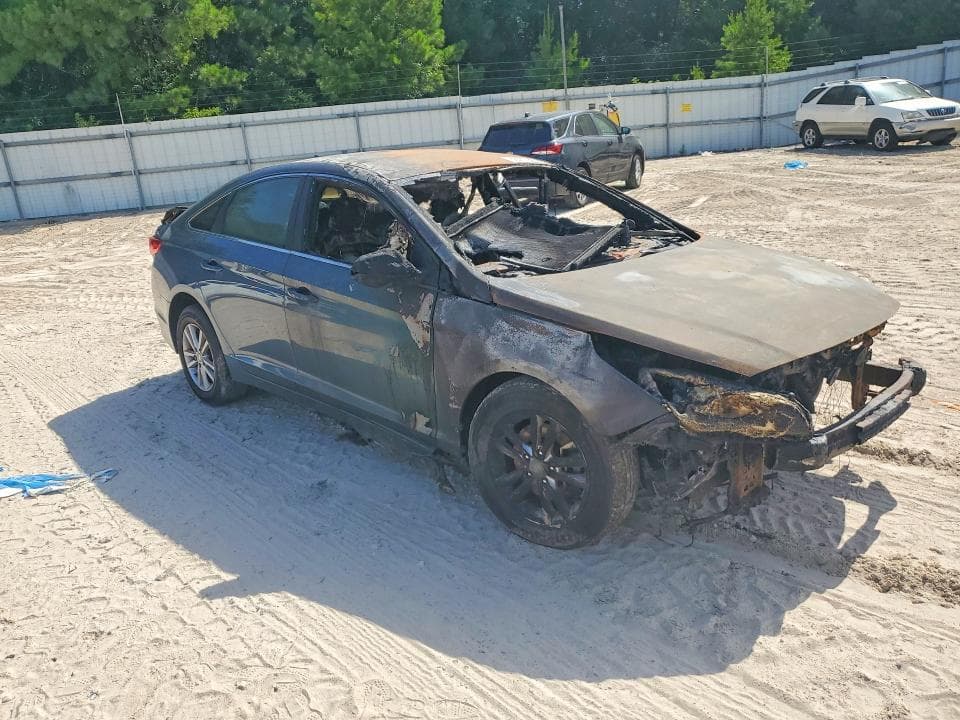 2017 HYUNDAI SONATA SE 4