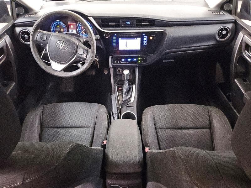 2017 TOYOTA COROLLA LE 8