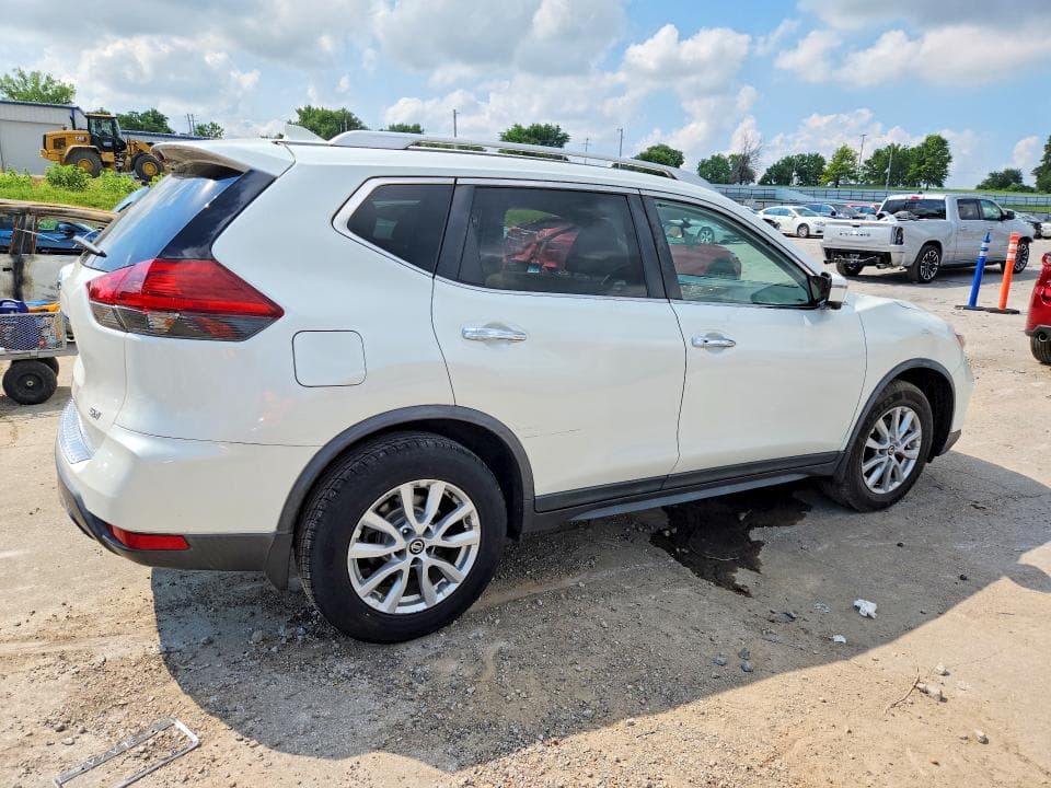 2018 NISSAN ROGUE SV 3