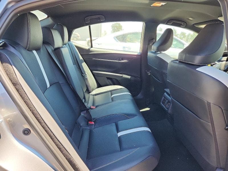 2026 TOYOTA CAMRY SE 10