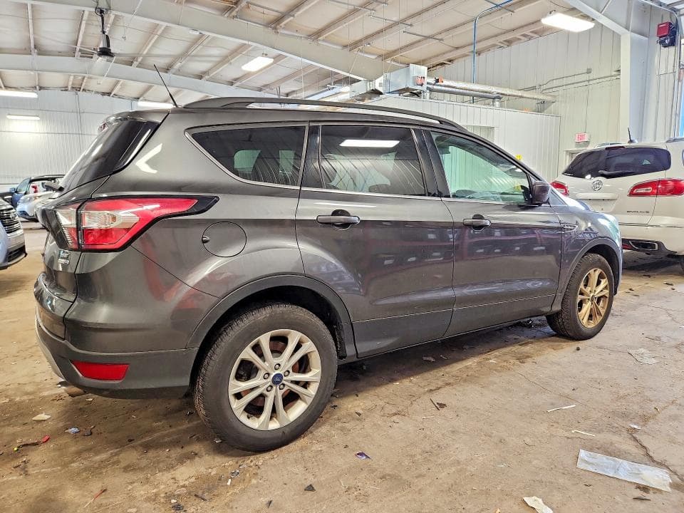 2018 FORD ESCAPE SE 3