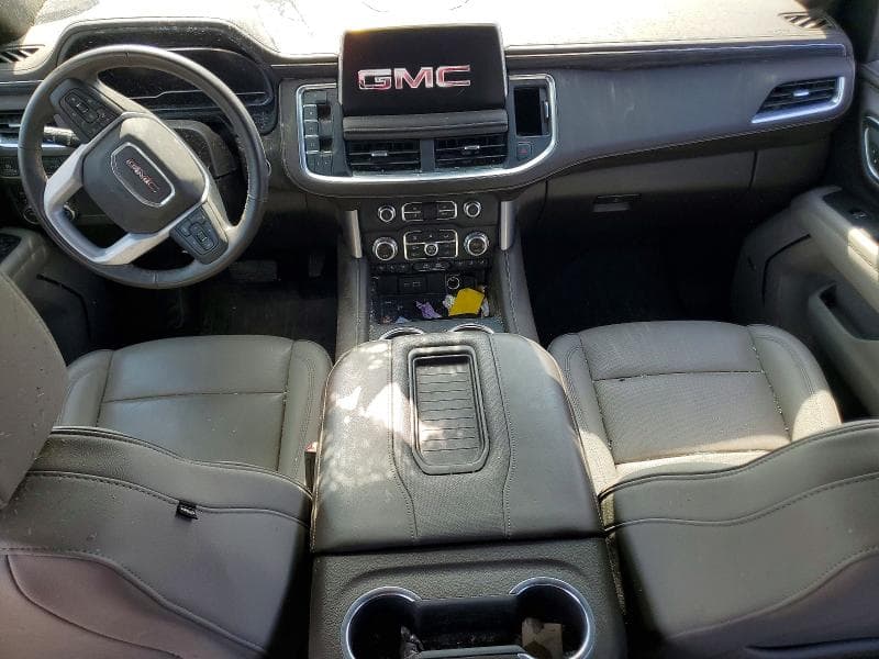 2022 GMC YUKON SLT 8