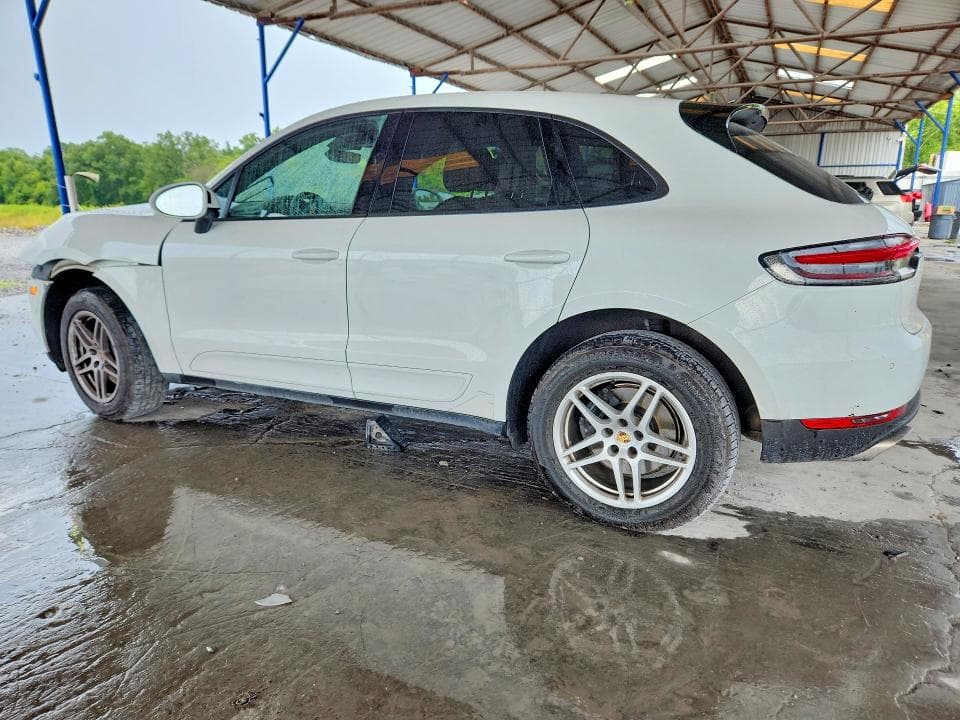 2021 PORSCHE MACAN 2